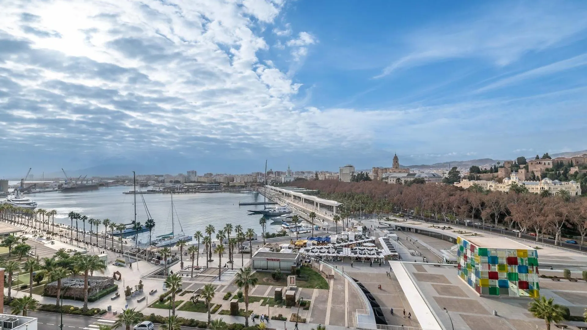 Xpce Muelle 1 Apartment Malaga